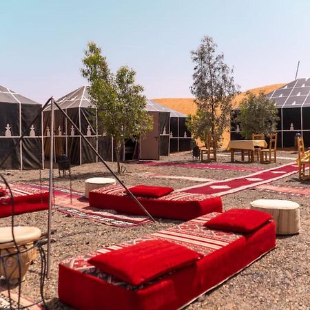 Holiday Desert Camp เมอร์ซูกา ภายนอก รูปภาพ