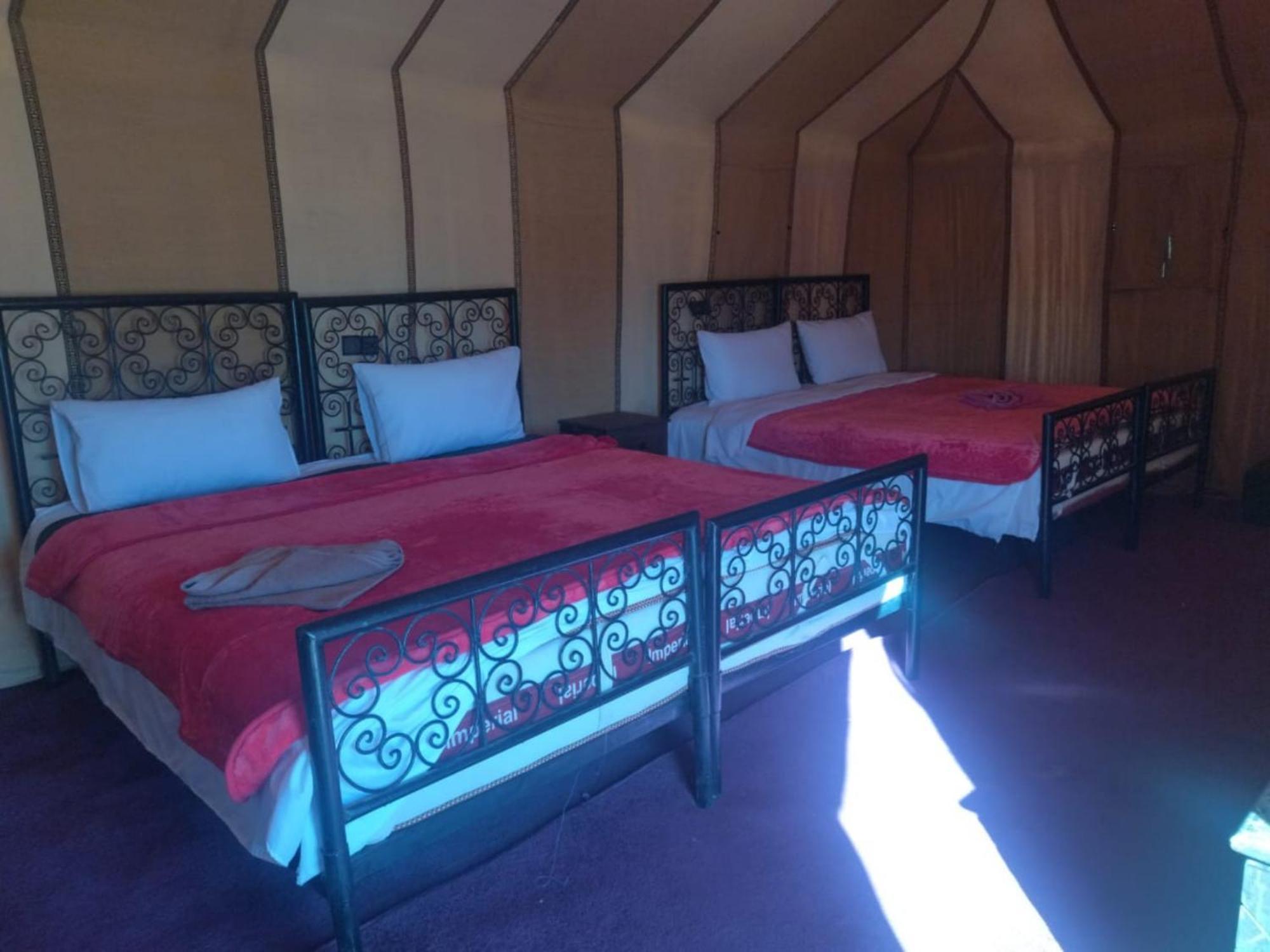 Holiday Desert Camp เมอร์ซูกา ภายนอก รูปภาพ